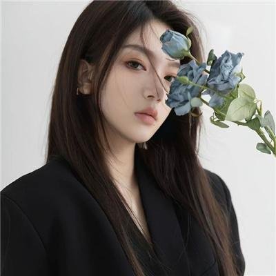 布劳涅森林的女人们